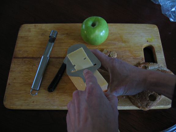 Cookin' 4 Lucy easy Cheese/Apple rolls.