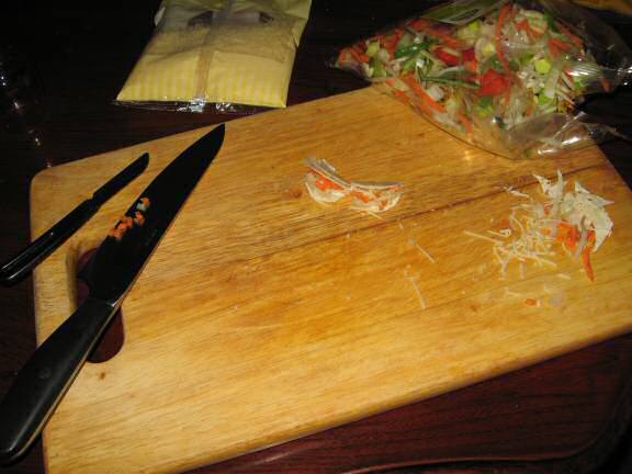 Cookin' a Veggie Taco for my hamster Lucy.