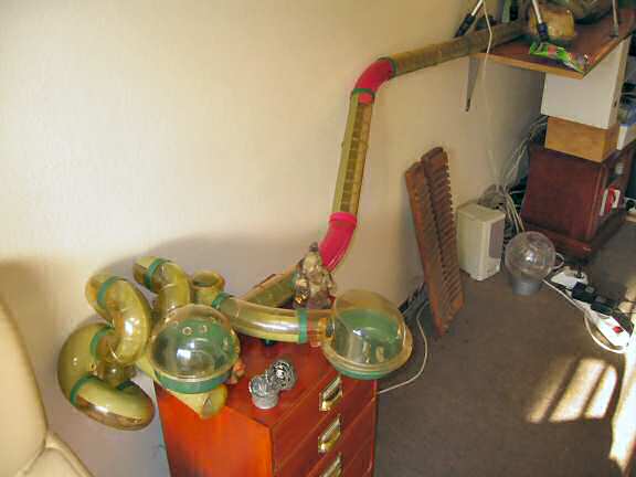 Hamster cage concept by the HamsterTracker(tm) real estate department 