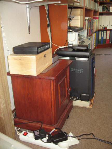 Tidy-ing the HamsterTracker(tm)-wire-ing.