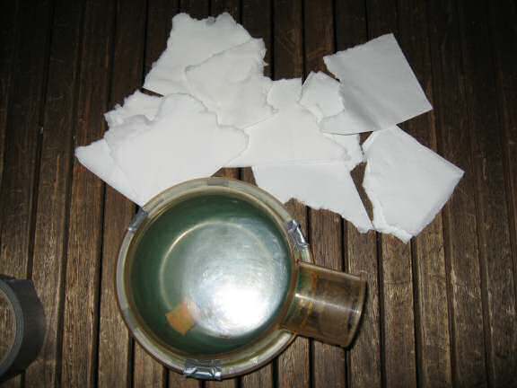 Introducing the new bedroom-clean-protocol; for my hamster Lucy.