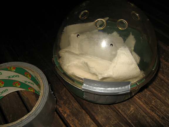 Introducing the new bedroom-clean-protocol; for my hamster Lucy.