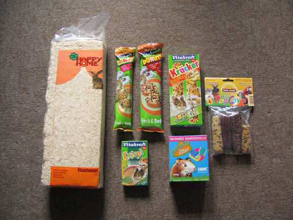 The stuff I bought at the Pet-Shop today.
