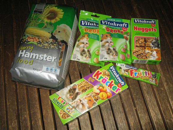 The Weekly Review With My hamster Lucy at HamsterTracker™...