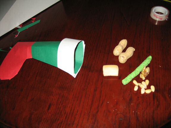 Making a Homemade Xmas-Stocking for my hamster Lucy's.