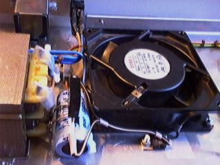 Close up picture of the HamsterTracker(tm) Powersupply