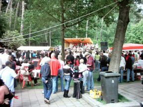 Picture of impression of the Salsa festival I went to last weekend.