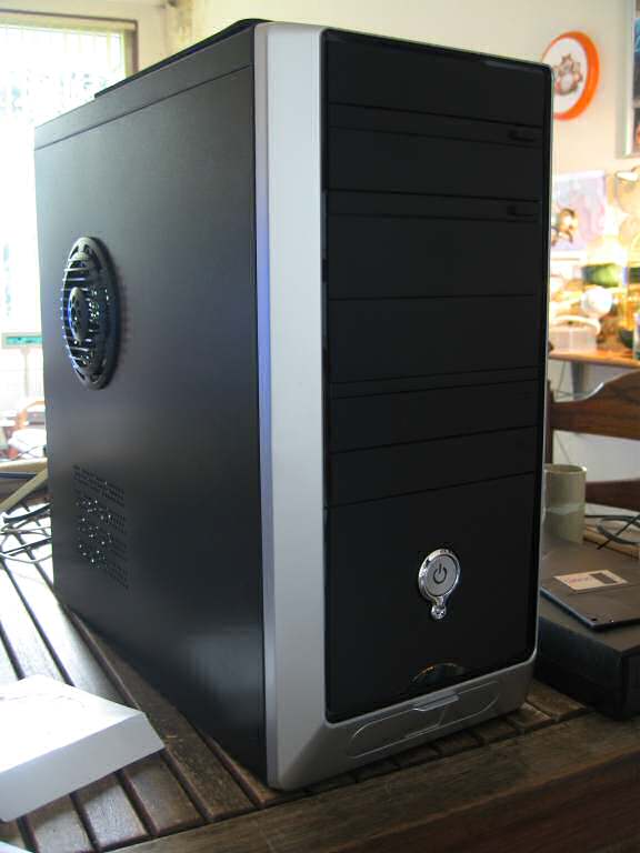 The HamsterTracker(tm) new server.