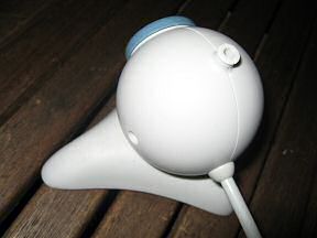 Detail picture of Logitech Webcam Express's underside.