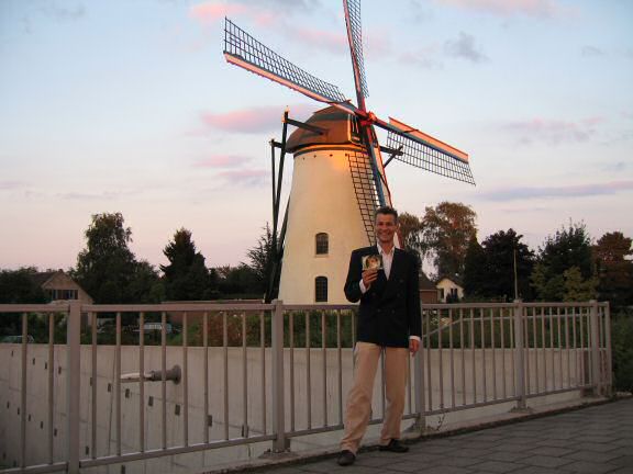 An Ultra Extreme HAmsterTrackin' Mission with my hamster Lucy !