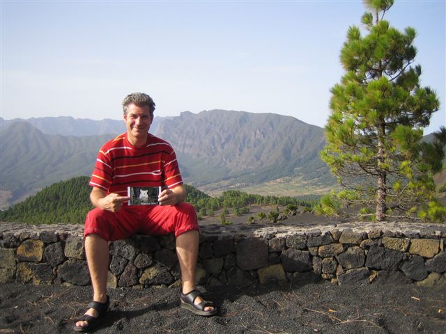 DIY Extreme HamsterTrackin' by DJane Vibrella and G-man, in La Palma, Spain.