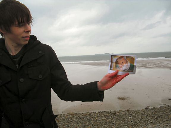 Extreme HamsterTrackin' by Huw from the UK!