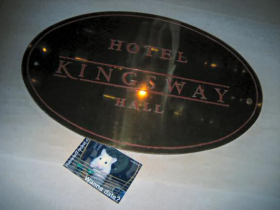 Extreme HamsterTrackin' at the Kingsway Hall Hotel, London England!