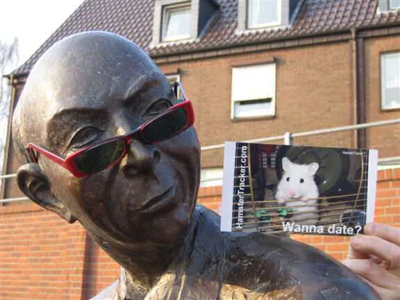 Extreme HamsterTrackin' by DJane Vibrella!